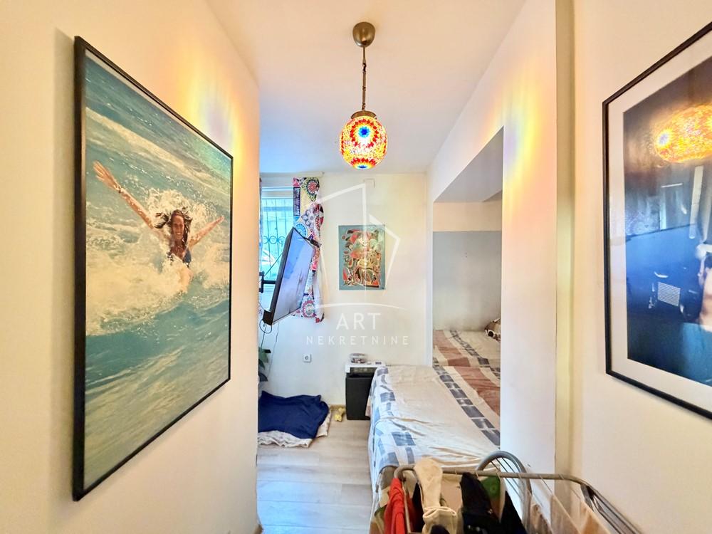 Stan na prodaju u Beogradu, Stari grad, jednoiposoban, 31m2, cena 130000 evra