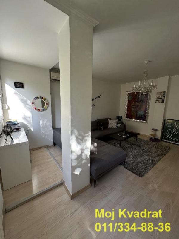 Stan na prodaju u Beogradu, Novi Beograd blok 37, dvoiposoban, 68m2, cena 237000 evra