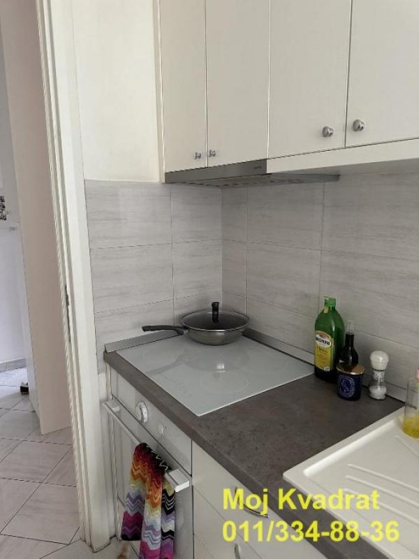 Stan na prodaju u Beogradu, Novi Beograd blok 37, dvoiposoban, 68m2, cena 237000 evra