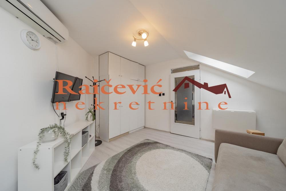 Stan na prodaju u Beogradu, Beograd (centar), jednoiposoban, 35m2, cena 144000 evra