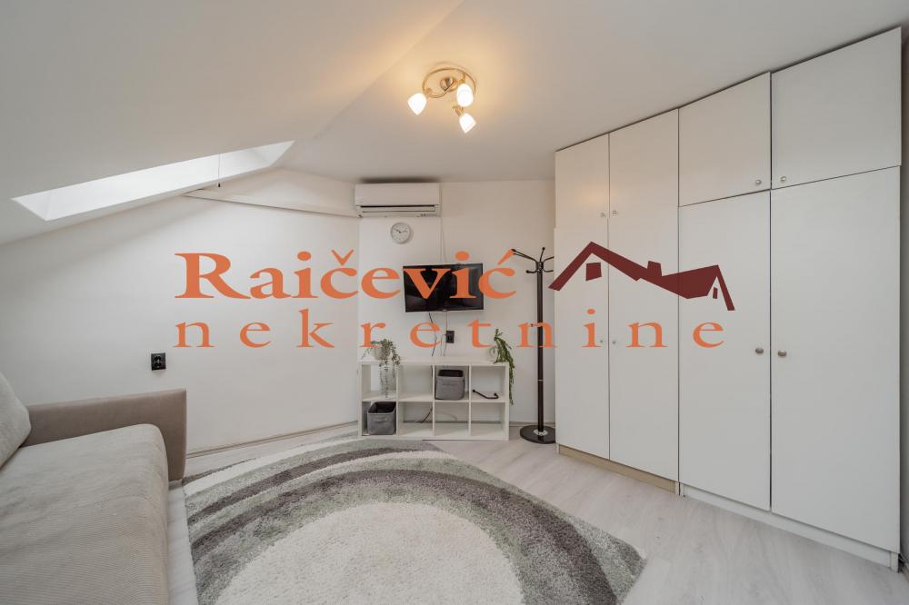 Stan na prodaju u Beogradu, Beograd (centar), jednoiposoban, 35m2, cena 144000 evra