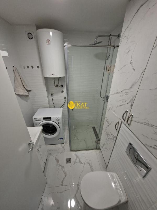 Stan na prodaju u Beogradu, Zvezdara, jednoiposoban, 38m2, cena 114000 evra