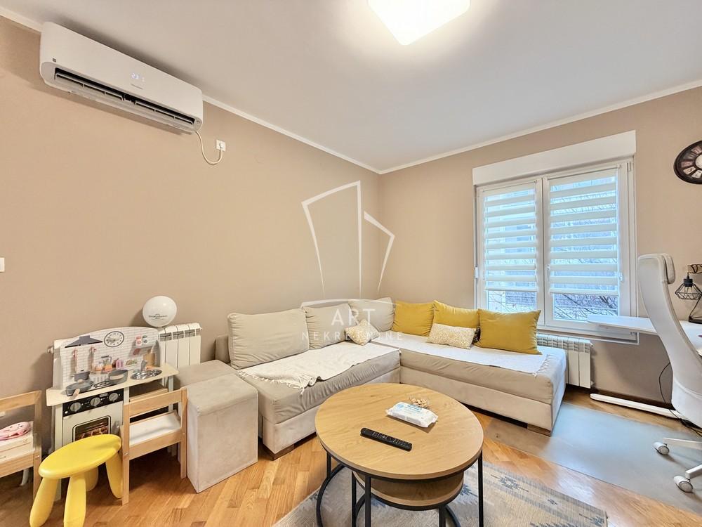 Stan na prodaju u Beogradu, Mirijevo, dvosoban, 49m2, cena 139500 evra