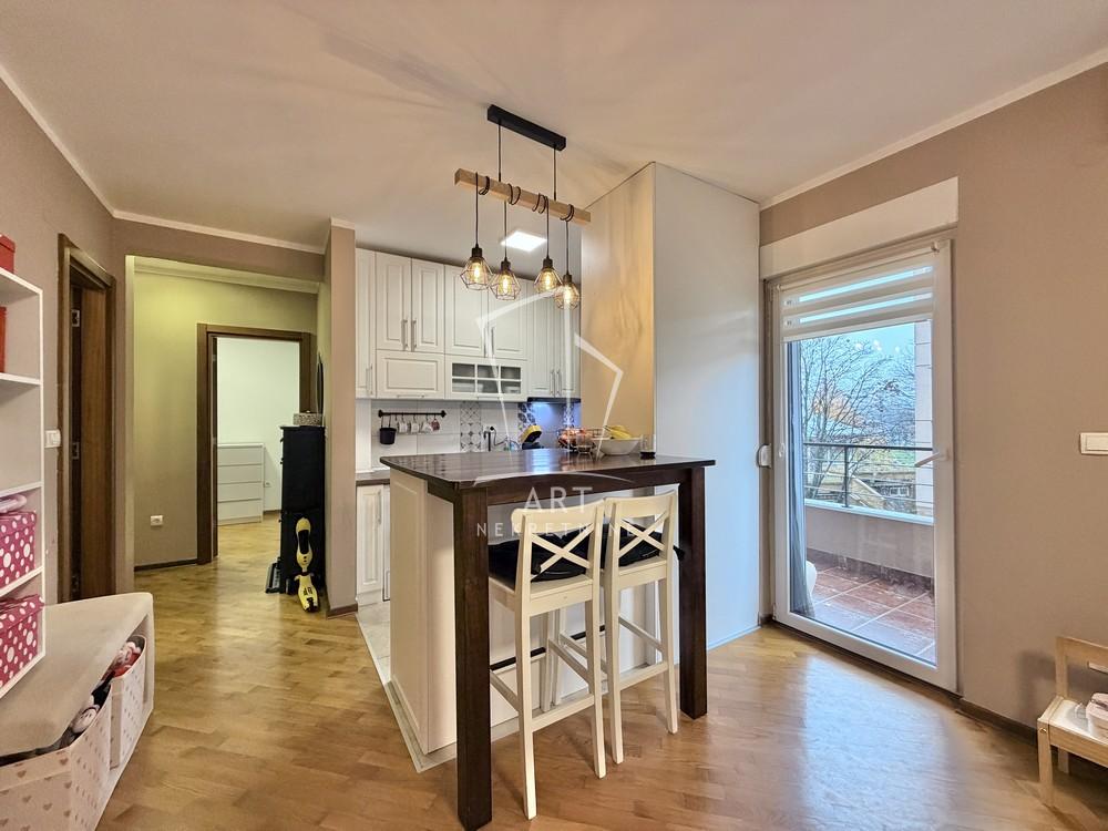 Stan na prodaju u Beogradu, Mirijevo, dvosoban, 49m2, cena 139500 evra