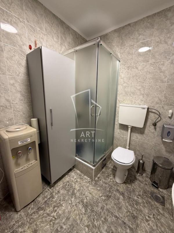 Stan na prodaju u Beogradu, Čukarica, jednoiposoban, 40m2, cena 132000 evra