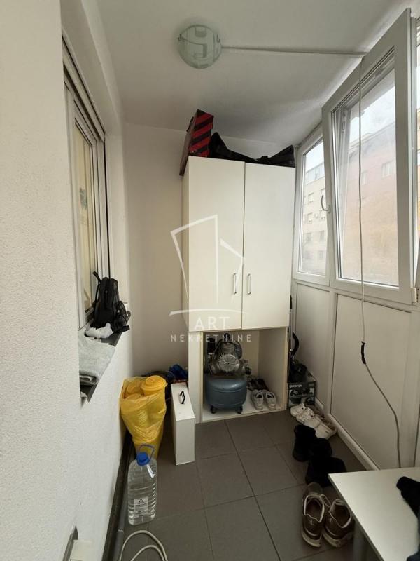 Stan na prodaju u Beogradu, Čukarica, jednoiposoban, 40m2, cena 132000 evra