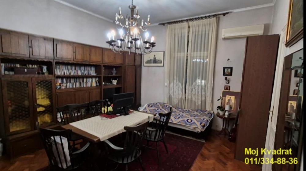 Stan na prodaju u Beogradu, Slavija, trosoban, 110m2, cena 330000 evra