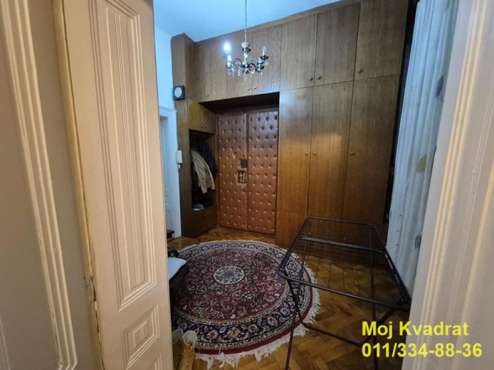 Stan na prodaju u Beogradu, Slavija, trosoban, 110m2, cena 330000 evra