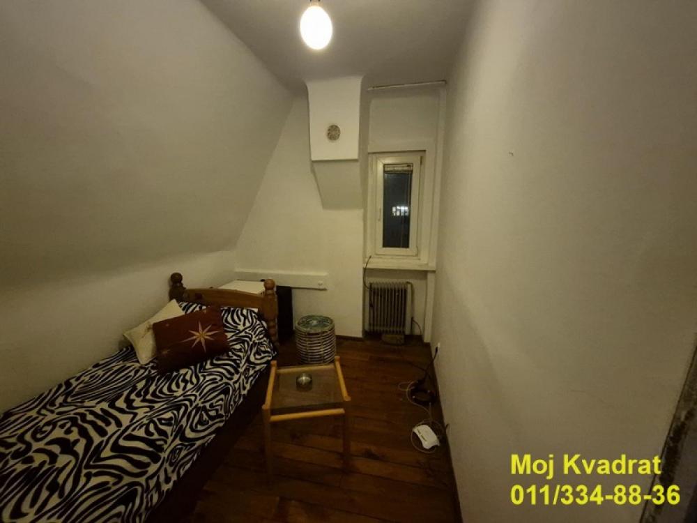 Stan na prodaju u Beogradu, Slavija, trosoban, 110m2, cena 330000 evra