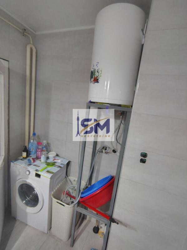 Stan na prodaju u Beogradu, Braće Jerković, dvosoban, 47m2, cena 130000 evra