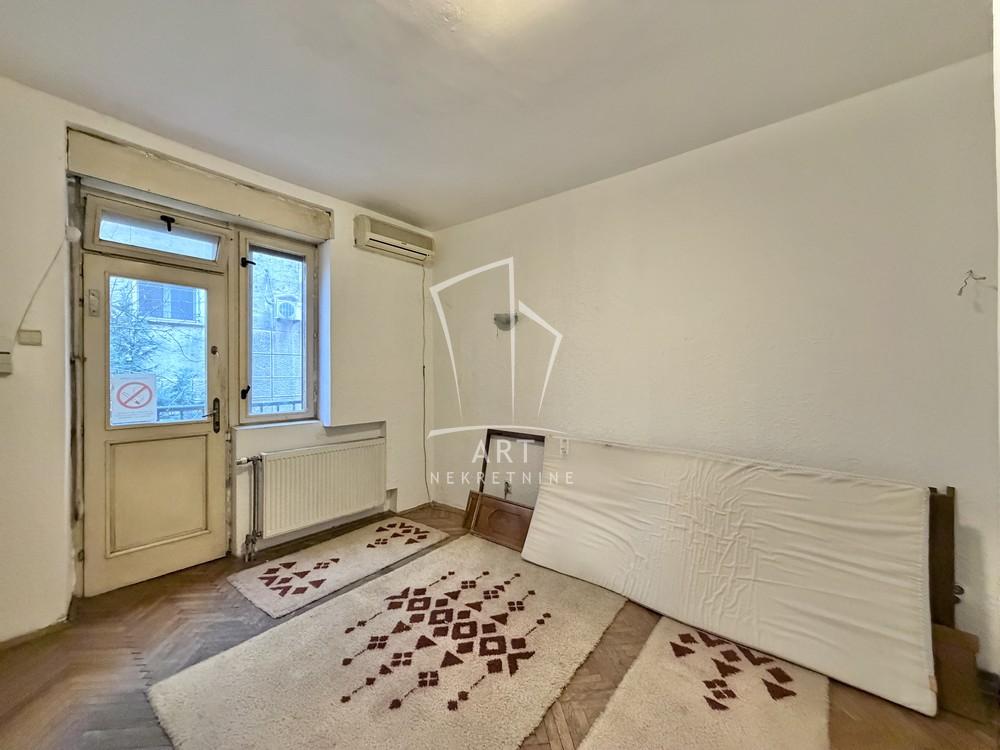 Stan na prodaju u Beogradu, Stari grad, trosoban, 80m2, cena 310000 evra