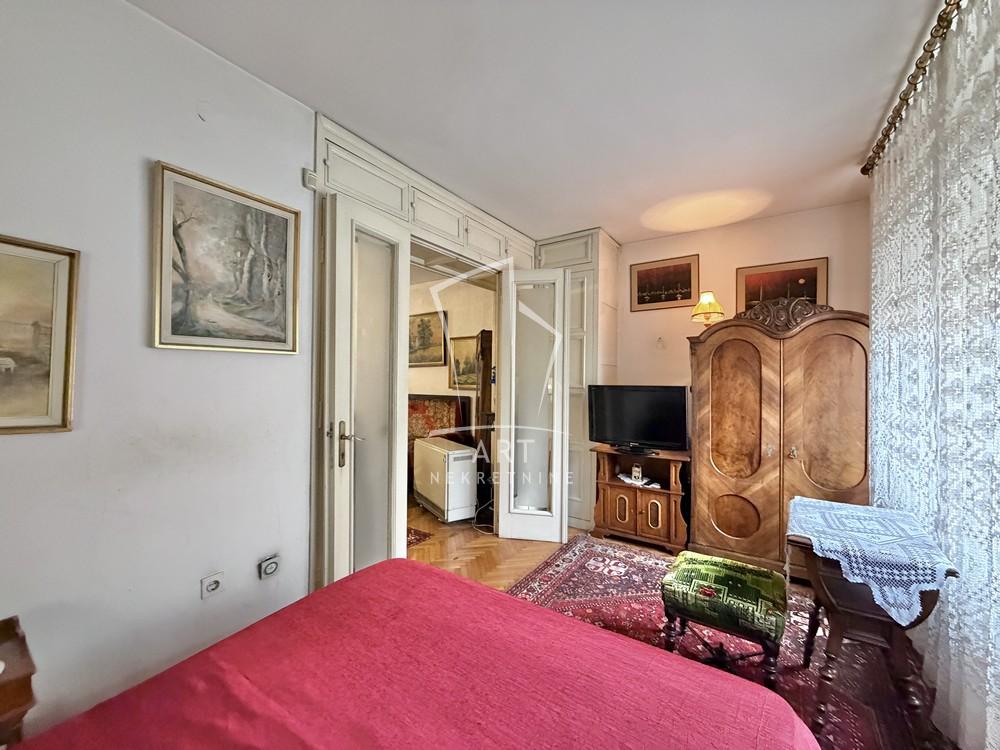 Stan na prodaju u Beogradu, Stari grad, trosoban, 80m2, cena 310000 evra