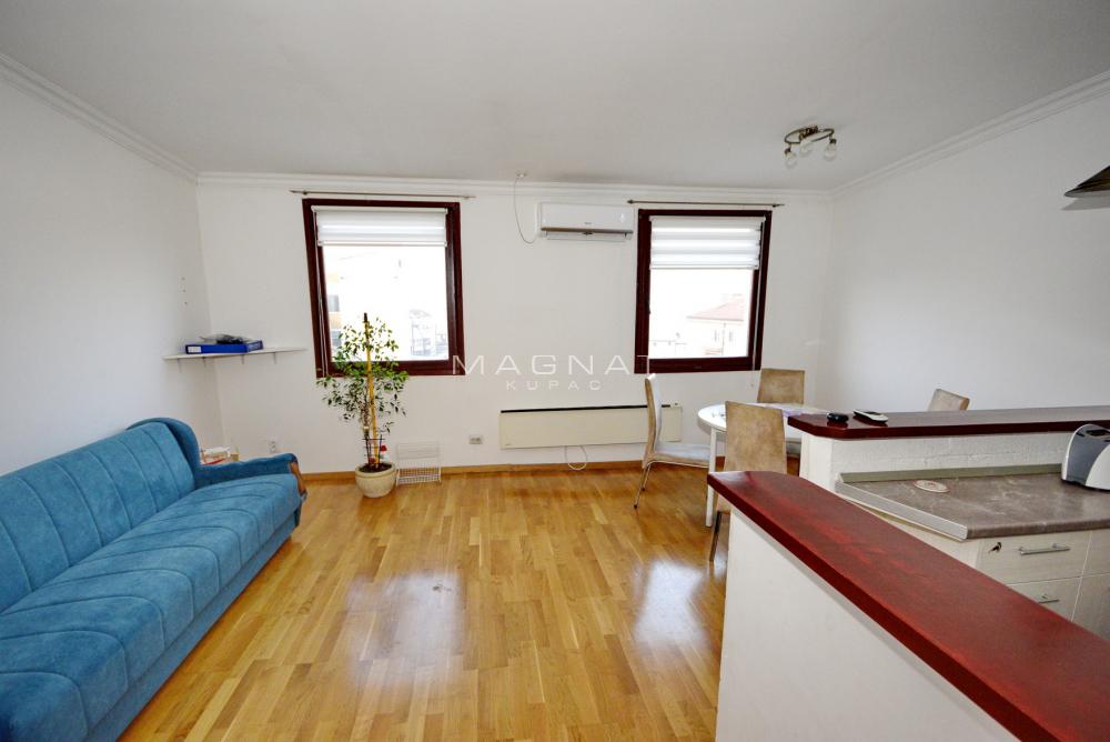 Stan na prodaju u Beogradu, Stari grad, 116m2, cena 450000 evra