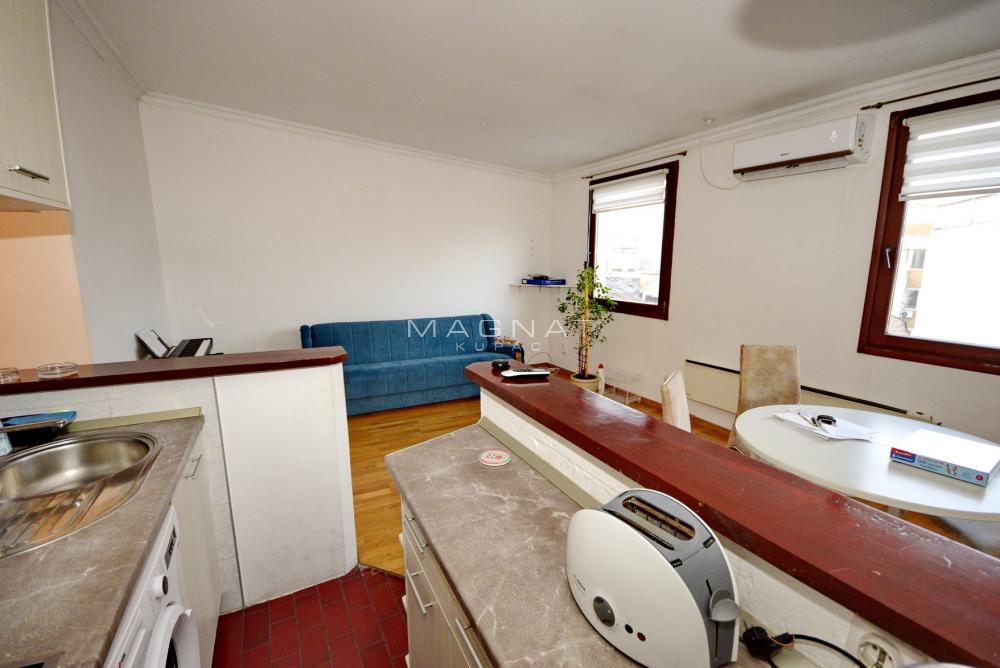 Stan na prodaju u Beogradu, Stari grad, 116m2, cena 450000 evra