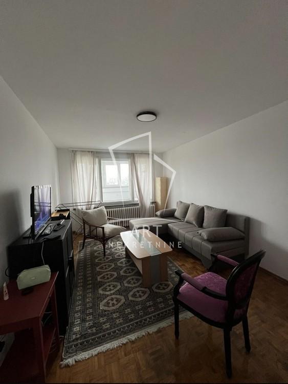 Stan na prodaju u Beogradu, Dedinje, trosoban, 77m2, cena 213000 evra