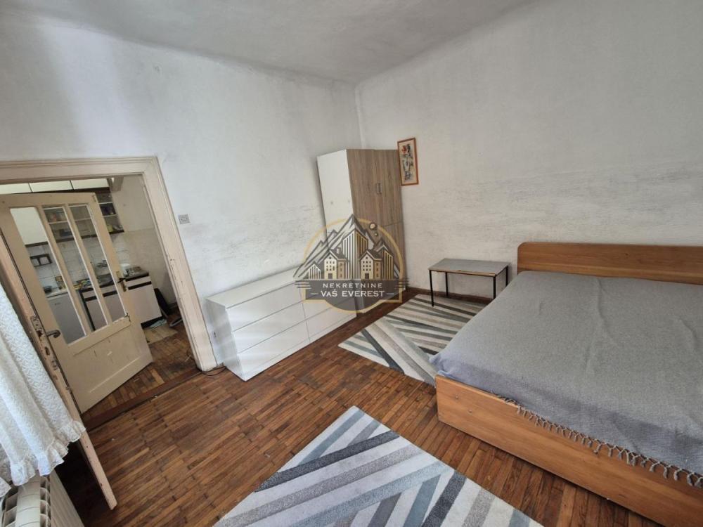 Stan na prodaju u Beogradu, Botanička bašta, jednosoban, 32m2, cena 113000 evra