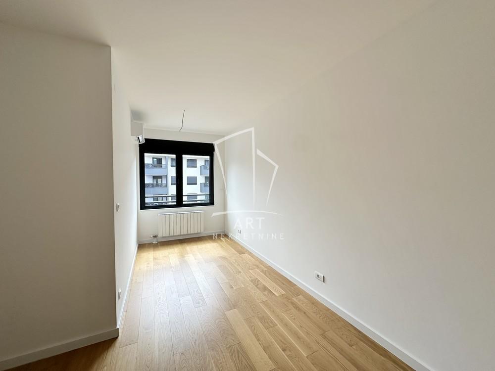 Stan na prodaju u Beogradu, Voždovac, dvoiposoban, 73m2, cena 252000 evra