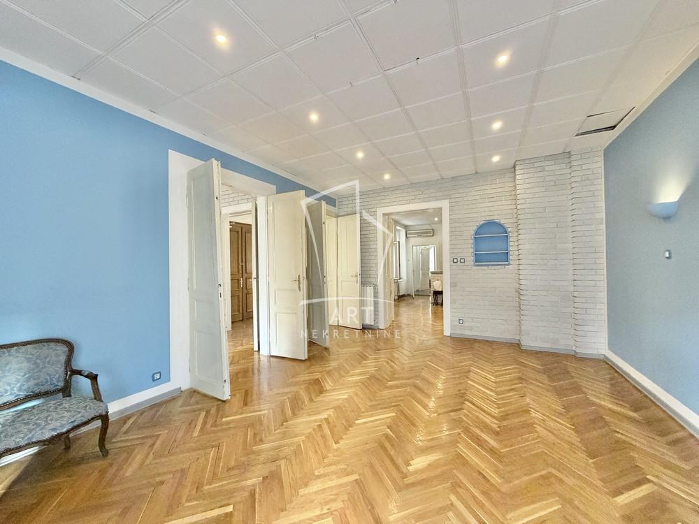 Stan na prodaju u Beogradu, Vračar, 136m2, cena 550000 evra