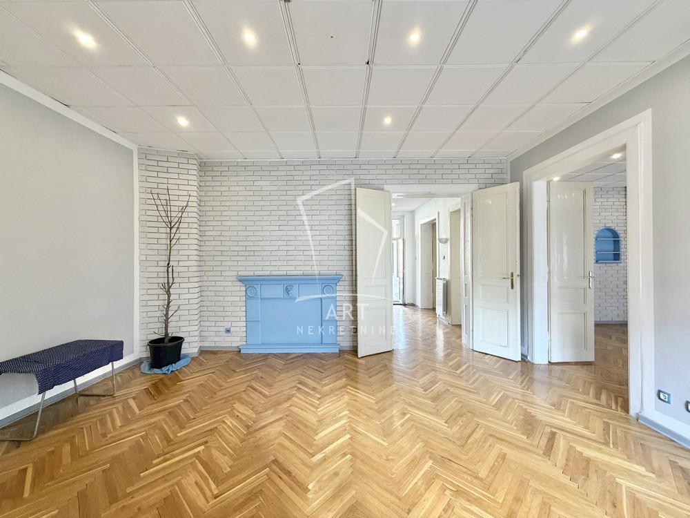 Stan na prodaju u Beogradu, Vračar, 136m2, cena 550000 evra