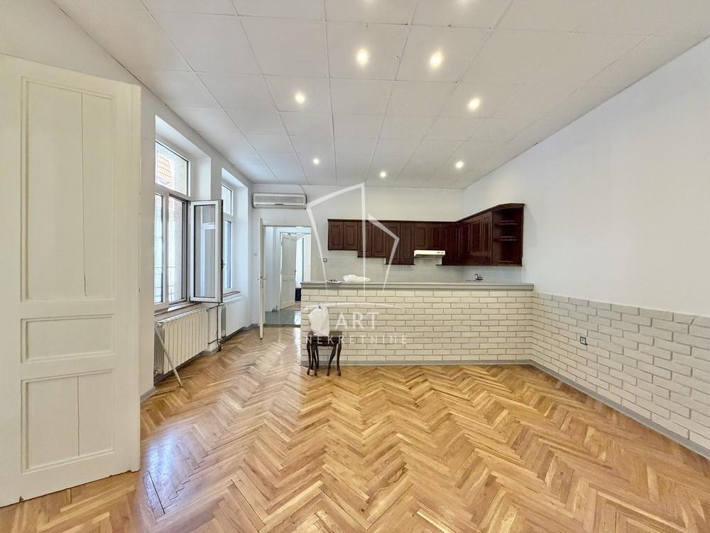 Stan na prodaju u Beogradu, Vračar, 136m2, cena 550000 evra