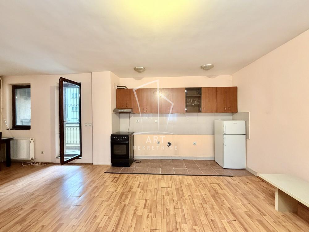 Stan na prodaju u Beogradu, Borča, jednoiposoban, 45m2, cena 90000 evra