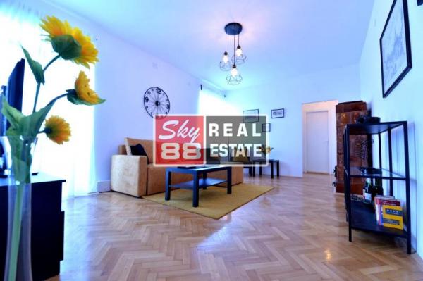 Stan na prodaju u Beogradu, Kalenić pijaca, dvosoban, 48m2, cena 179000 evra