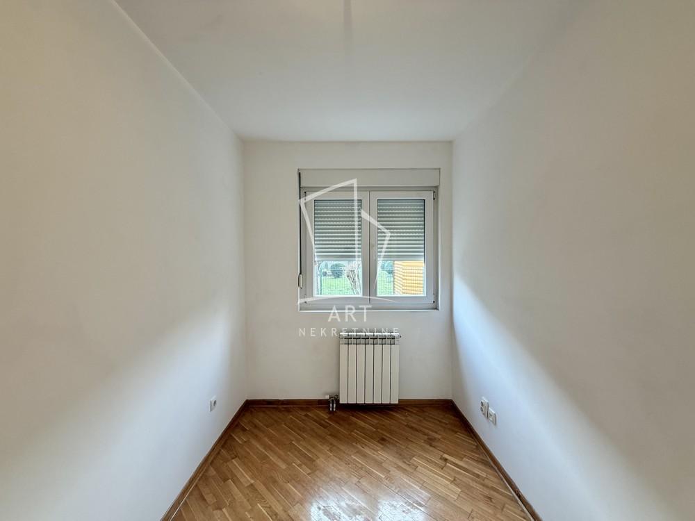 Stan na prodaju u Beogradu, Mirijevo, dvoiposoban, 51m2, cena 100000 evra