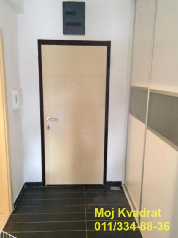 Stan na prodaju u Beogradu, Beograd (Mašinski fakultet), jednoiposoban, 33m2, cena 150000 evra