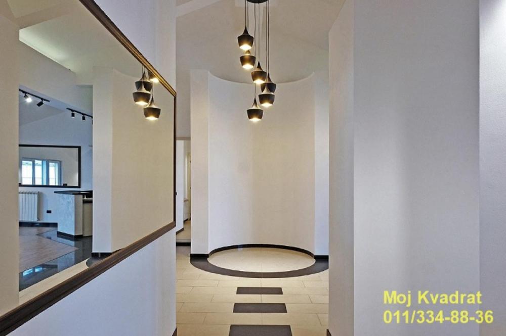 Stan na prodaju u Beogradu, Saobraćajni fakultet, trosoban, 172m2, cena 430000 evra