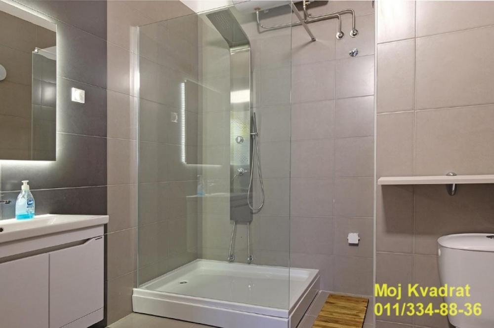 Stan na prodaju u Beogradu, Saobraćajni fakultet, trosoban, 172m2, cena 430000 evra