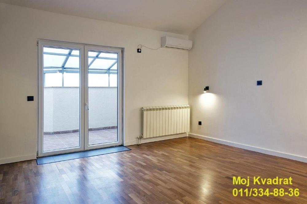 Stan na prodaju u Beogradu, Saobraćajni fakultet, trosoban, 172m2, cena 430000 evra