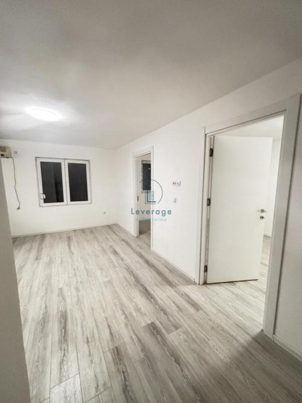 Stan na prodaju u Beogradu, Žarkovo, jednoiposoban, 57m2, cena 104600 evra