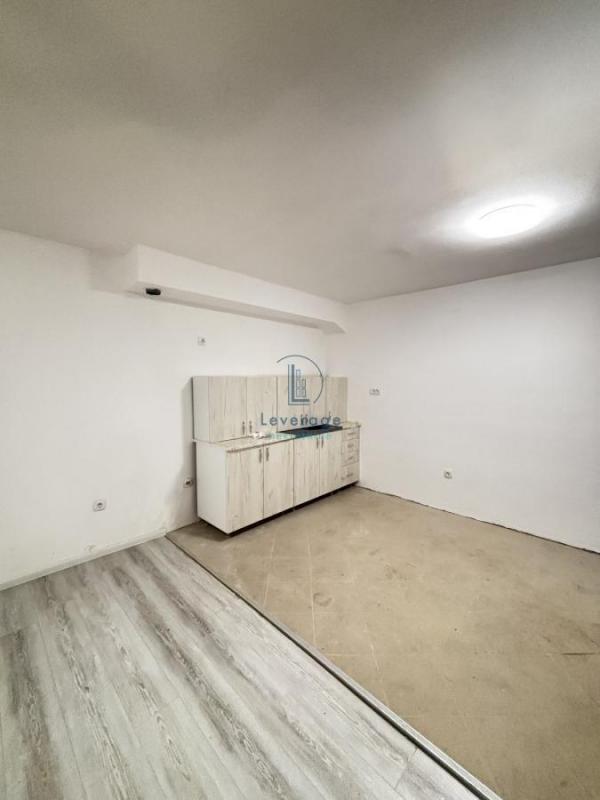 Stan na prodaju u Beogradu, Žarkovo, jednoiposoban, 57m2, cena 104600 evra