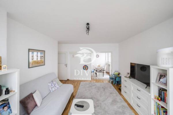 Stan na prodaju u Beogradu, Zemun, dvosoban, 58m2, cena 235000 evra