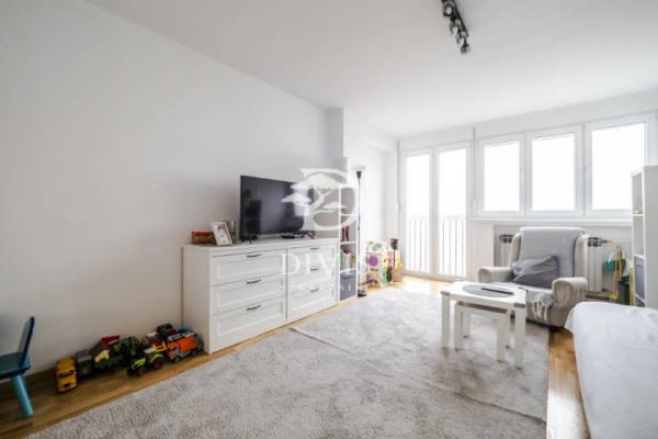 Stan na prodaju u Beogradu, Zemun, dvosoban, 58m2, cena 235000 evra