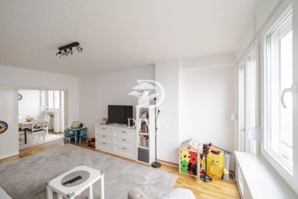 Stan na prodaju u Beogradu, Zemun, dvosoban, 58m2, cena 235000 evra