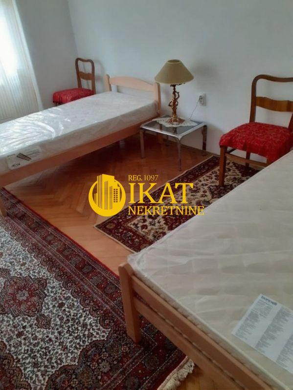 Stan na prodaju u Beogradu, Zemun, dvosoban, 65m2, cena 190000 evra