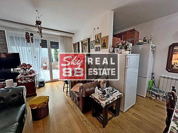 Stan na prodaju u Beogradu, Crveni Krst, dvosoban, 103m2, cena 221000 evra