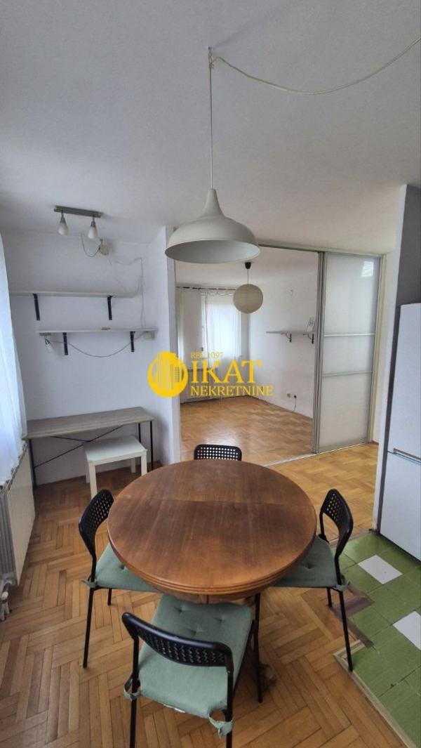 Stan na prodaju u Beogradu, Voždovac, dvosoban, 48m2, cena 135000 evra