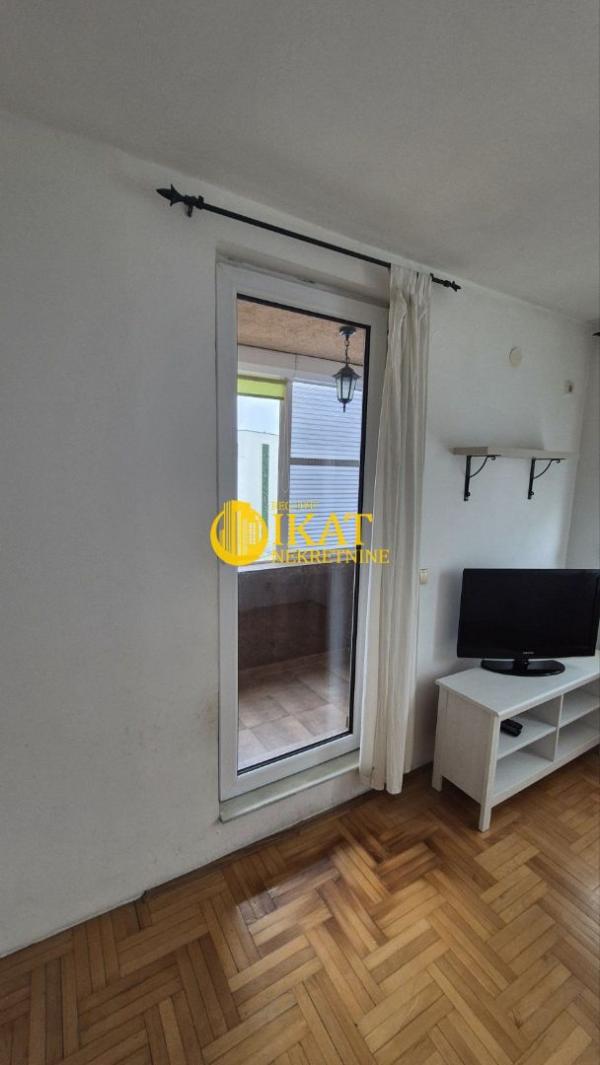 Stan na prodaju u Beogradu, Voždovac, dvosoban, 48m2, cena 135000 evra