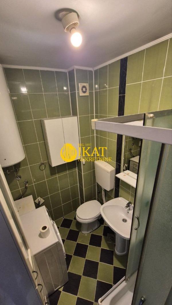 Stan na prodaju u Beogradu, Voždovac, dvosoban, 48m2, cena 135000 evra