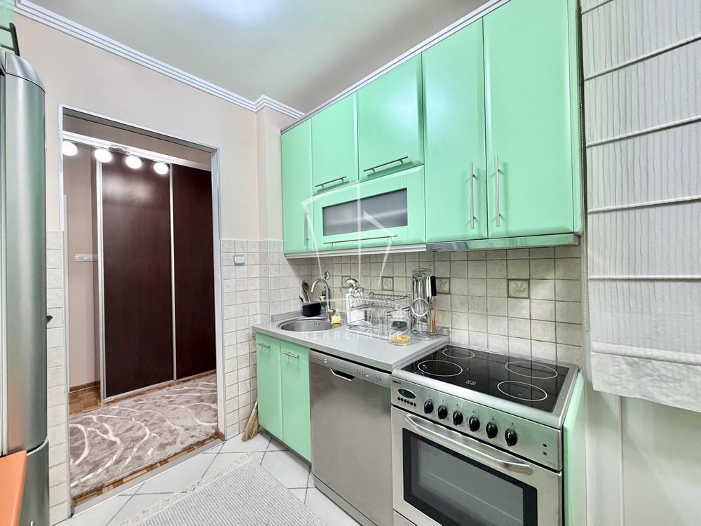 Stan na prodaju u Beogradu, Borča, dvosoban, 56m2, cena 139000 evra