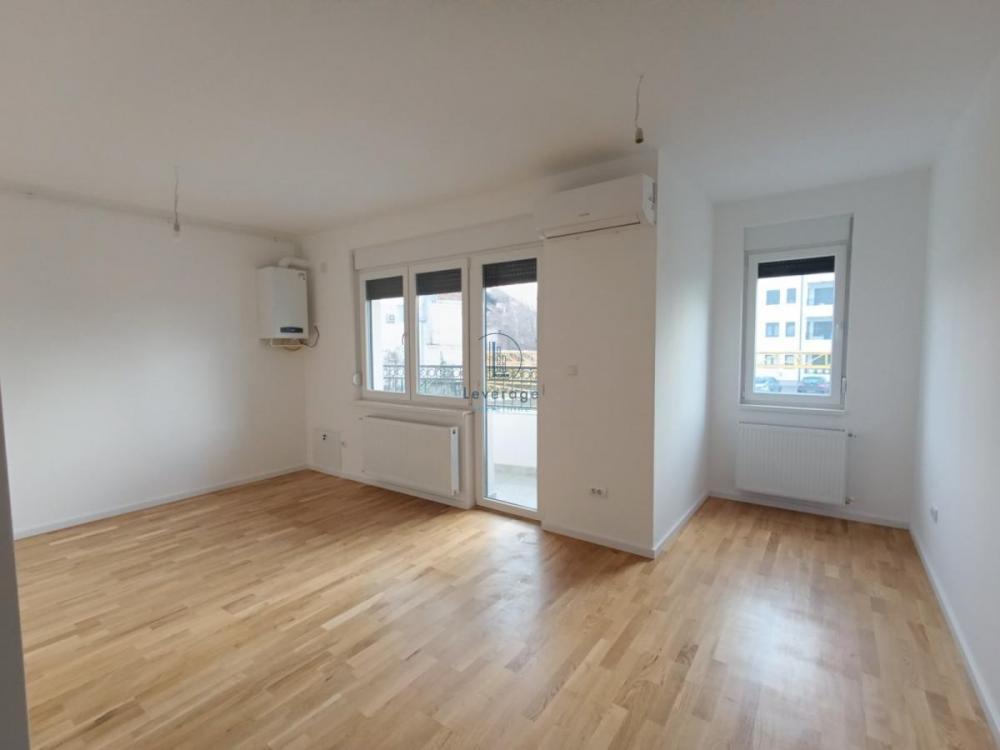 Stan na prodaju u Beogradu, jednoiposoban, 47m2, cena 74800 evra