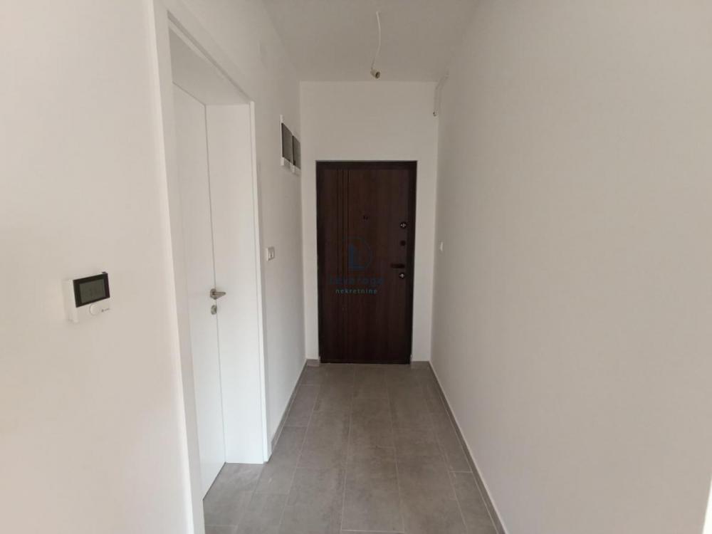 Stan na prodaju u Beogradu, jednoiposoban, 47m2, cena 74800 evra