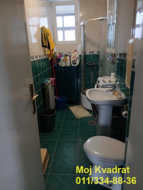 Stan na prodaju u Beogradu, Kalenić pijaca, dvosoban, 65m2, cena 290000 evra