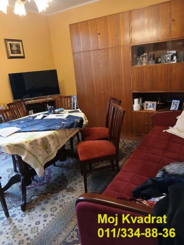 Stan na prodaju u Beogradu, Kalenić pijaca, dvosoban, 65m2, cena 290000 evra