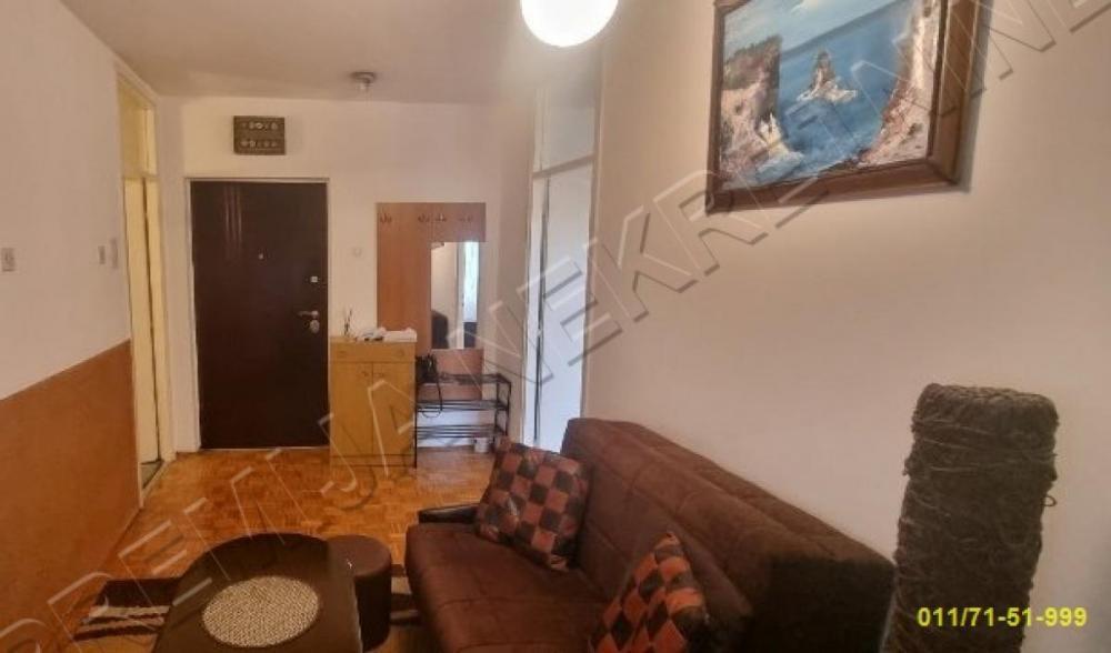 Stan na prodaju u Beogradu, Novi Beograd blok 63, jednoiposoban, 45m2, cena 155000 evra