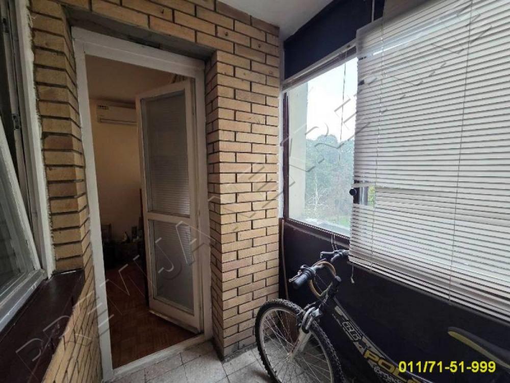 Stan na prodaju u Beogradu, Novi Beograd blok 63, jednoiposoban, 45m2, cena 155000 evra