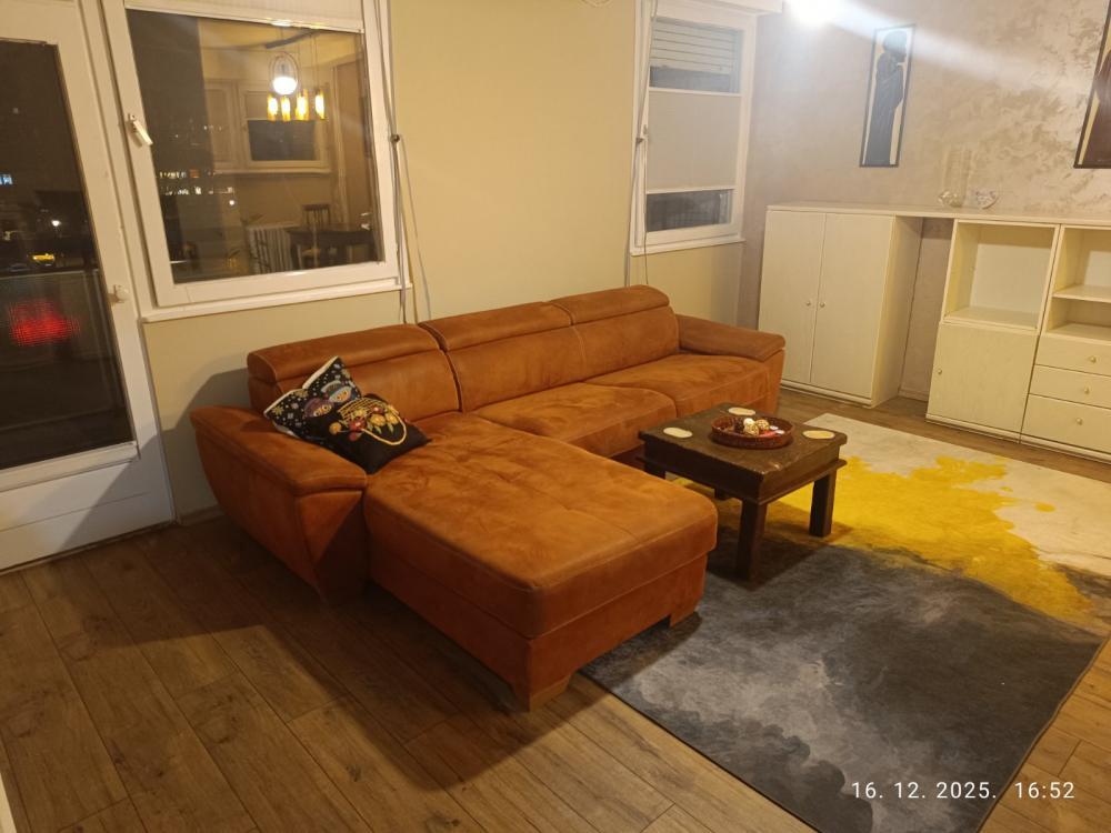 Stan na prodaju u Beogradu, Borča, trosoban, 75m2, cena 150000 evra