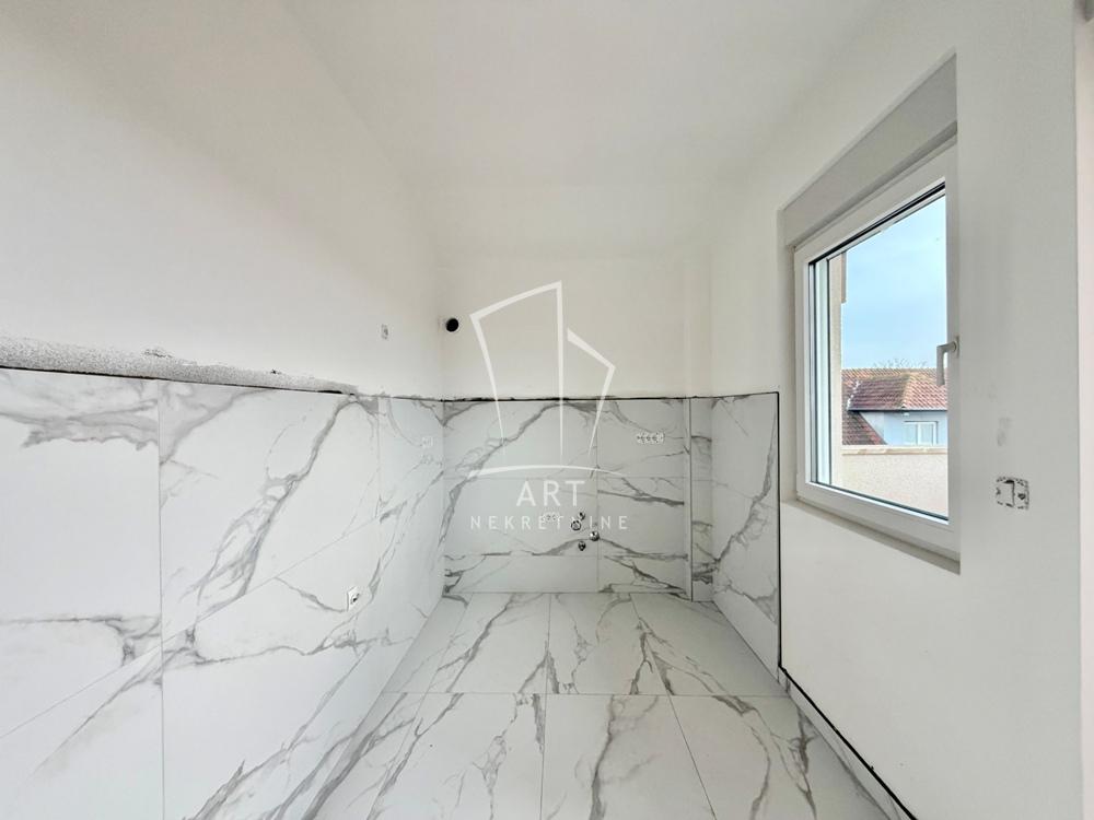 Stan na prodaju u Beogradu, Borča, dvoiposoban, 55m2, cena 145200 evra